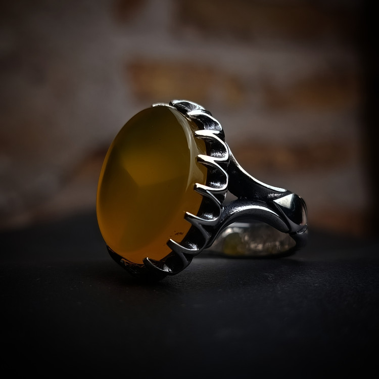 خرید انگشتر مردانه نقره عیار ۹۲۵ با سنگ عقیق زرد