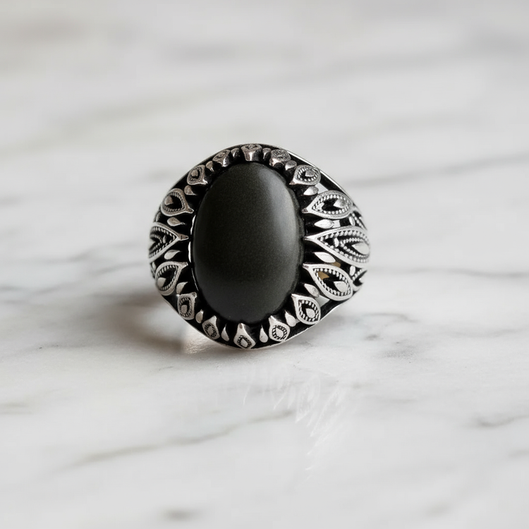 انگشتر نقره مردانه عیار ۹۲۵ با سنگ یشم اصل