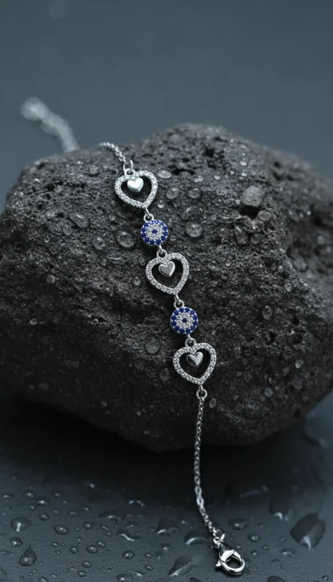 دستبند نقره زنانه طرح قلب و چشم و نظر