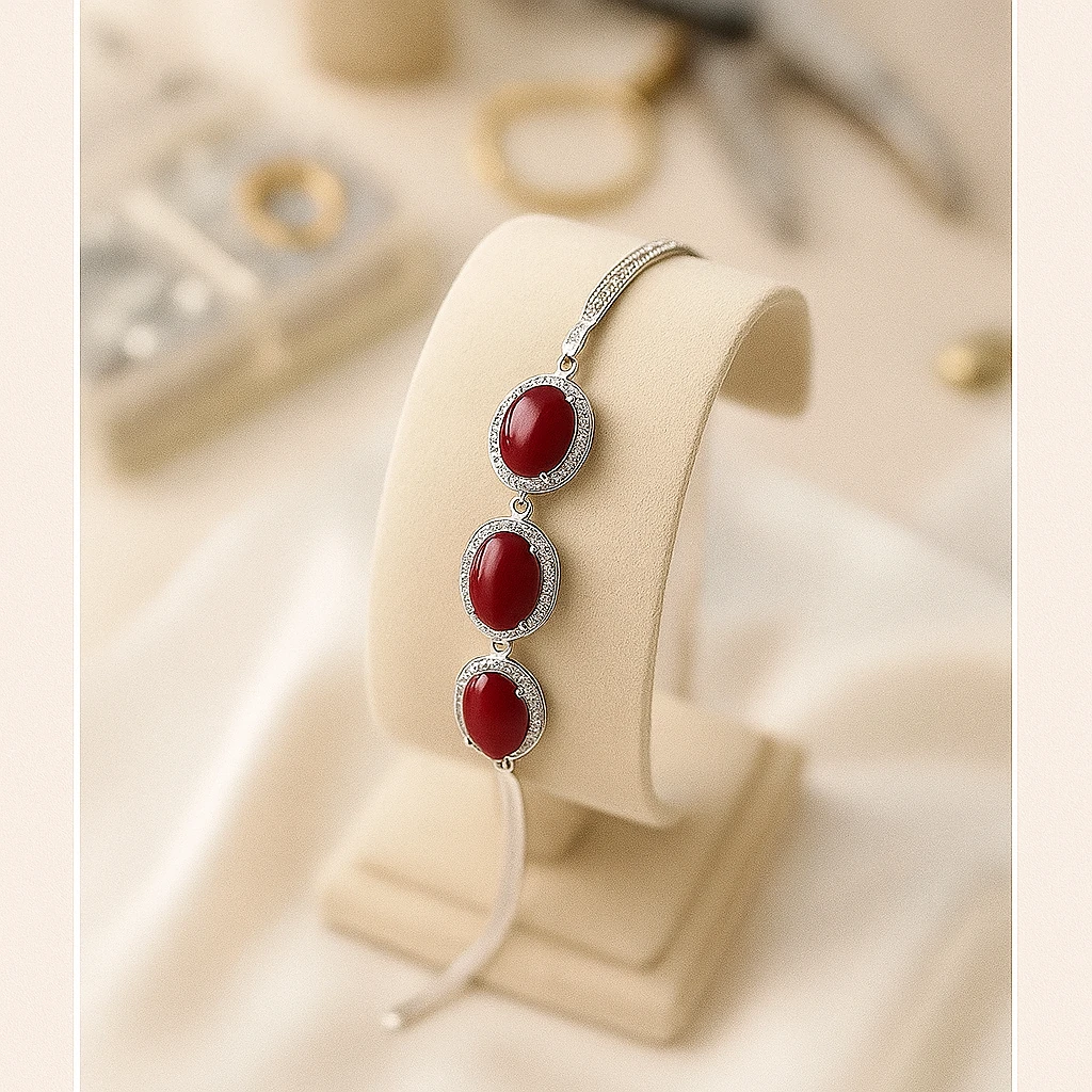 خرید دستبند سه نگینه زنانه از گالری  نقره بقیع