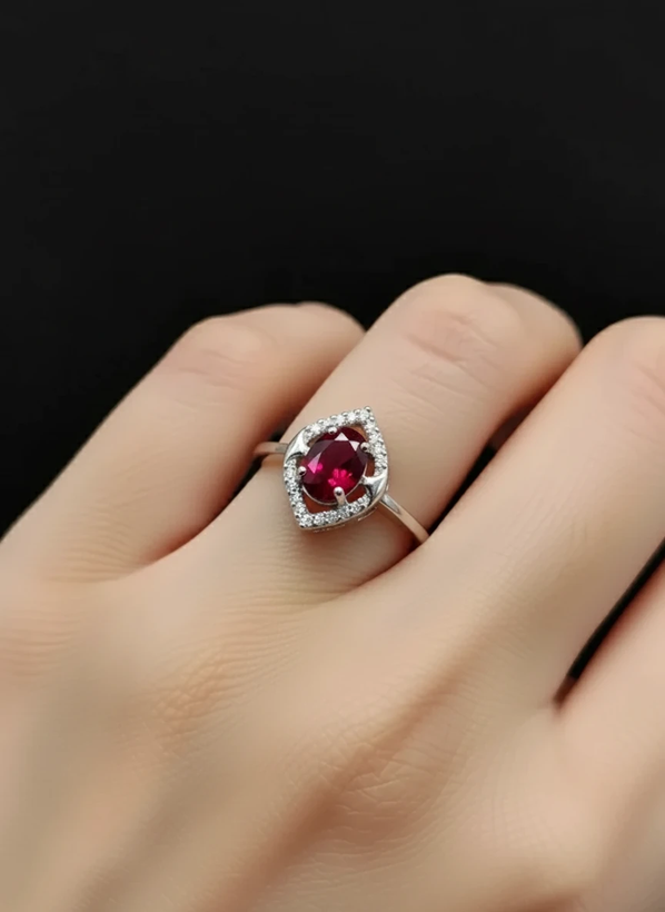 انگشتر نقره زنانه یاقوت سرخ