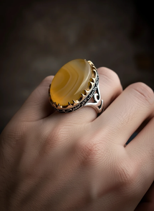 خرید انگشتر مردانه عقیق زرد منقوش به لا فتا الا علی لا سیف الا ذوالفقار